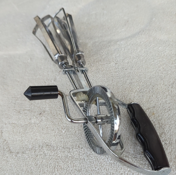 Vintage Stainless Steel Hand Held Mixer Egg Beater 10-Inches Long 1960s - Picture 3 of 11